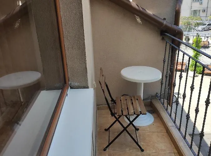 Aleks Center Apartment